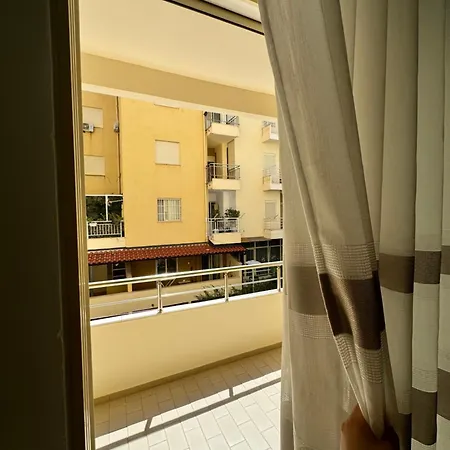 Apartament Orikum *